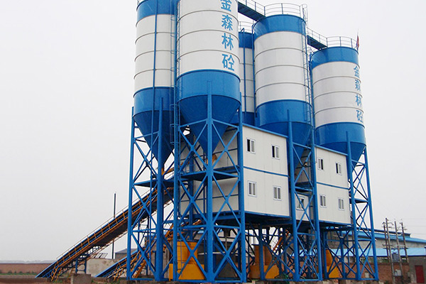 Belt conveyor type concrete batching plant