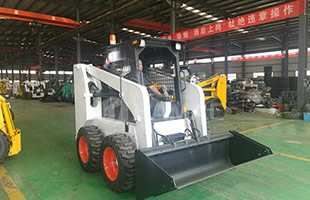 Wheeled Skid Steer Loader