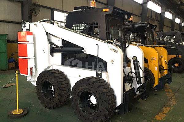 Wheeled Skid Steer Loader